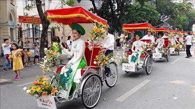 Tập trung phát triển công nghiệp văn hóa Thủ đô từ lĩnh vực du lịch