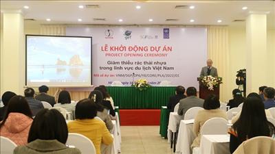 Phối hợp thực hiện giảm thiểu rác thải nhựa trong lĩnh vực du lịch