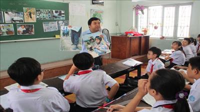 Phê duyệt Chương trình giáo dục đạo đức, lối sống trong gia đình
