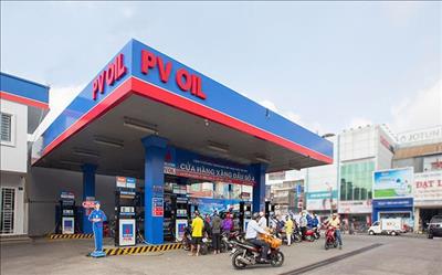 Giá xăng tăng hơn 400 đồng/lit trong chiều nay