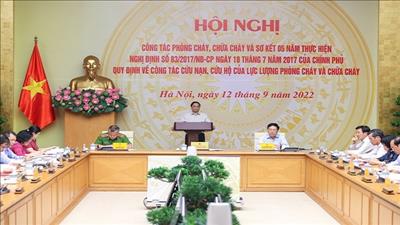 Thủ tướng: Trong mọi tình huống phải đặt sức khỏe, tính mạng người dân lên trên hết