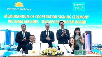 Ngành hàng không Việt Nam và Singapore ký kết hợp tác quảng bá du lịch