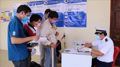 Phòng chống dịch bệnh truyền nhiễm ngay từ cửa khẩu