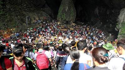 Kiểm tra định kỳ, đột xuất các lễ hội sau tết