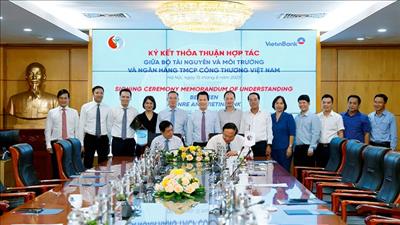 Hợp tác tái cấu trúc nền kinh tế theo hướng phát triển bền vững, giảm phát thải