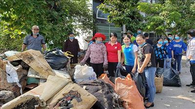TPHCM vận động người dân không xả rác, bảo vệ môi trường