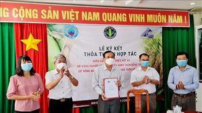 Đồng Tháp, An Giang ký thỏa thuận về phát triển mã số vùng trồng