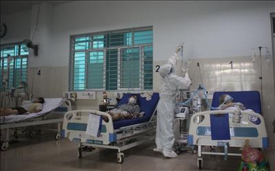 Bộ Y tế yêu cầu cấp tốc đào tạo, tập huấn cấp cứu, hồi sức tích cực, sử dụng máy thở
