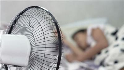 Phòng tránh viêm họng ngày hè