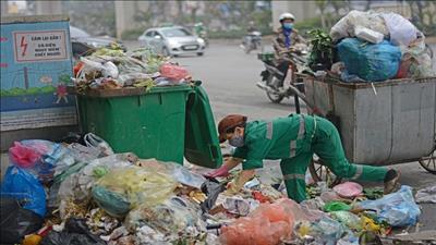 Bàn giải pháp quản lý, giảm thiểu chất thải rắn tại đô thị