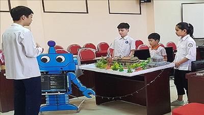 Sáng tạo robot hướng dẫn viên du lịch