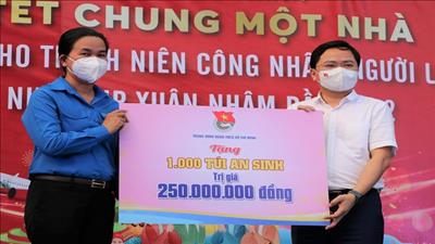 Trung ương Đoàn TNCS Hồ Chí Minh tổ chức chương trình “Tết chung một nhà”