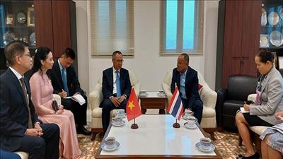 Thúc đẩy hợp tác du lịch, giao lưu nhân dân với Phuket (Thái Lan)