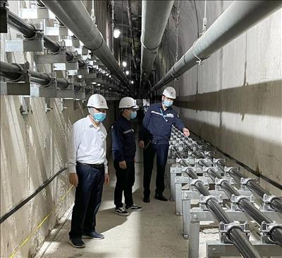 Nhà máy Thủy điện (NMTĐ) Hòa Bình đã hòa lưới điện quốc gia trở lại 