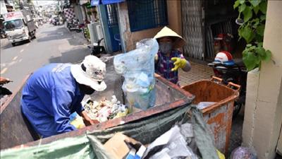Tăng cường công tác thu gom, xử lý rác thải hợp quy chuẩn trên địa bàn TPHCM