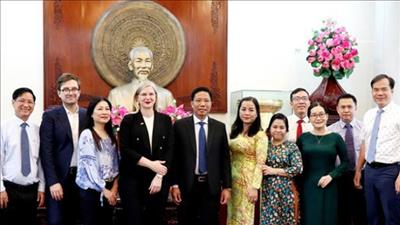 Đẩy mạnh hợp tác song phương giữa Thụy Điển và thành phố Cần Thơ