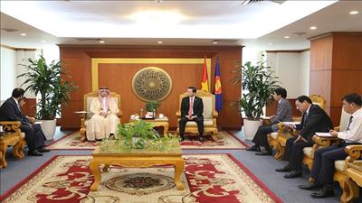 Hợp tác với Saudi Arabia trong bảo vệ tài nguyên và môi trường