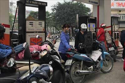 Mẹo đổ xăng vừa tiết kiệm vừa tránh gian lận cực chuẩn