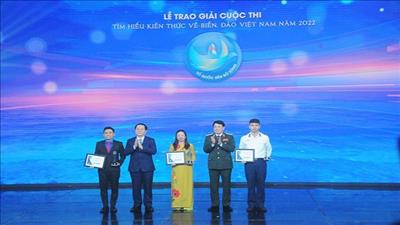 Đẩy mạnh công tác thông tin về biển, đảo