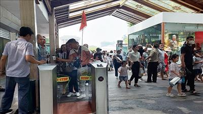 Khu di tích Chủ tịch Hồ Chí Minh tại Phủ Chủ tịch áp dụng vé điện tử