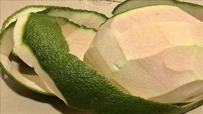 Vỏ bưởi có thể xử lý nước nhiễm kim loại nặng