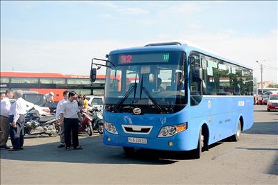 Xe buýt TP.HCM không lo thiếu nhiên liệu sạch CNG